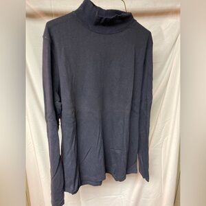 St. John's Bay Men's Dark Long Sleeve Tee